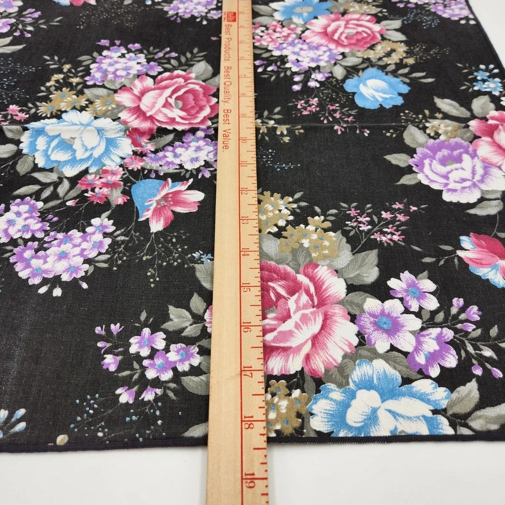 VTG Floral Cloth Napkins Set of 4 Black Pink Rose Cottagecore Dark Romantic